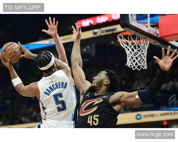 雄鹿与魔术激战第六场谁能在季后赛中逆袭晋级决胜局